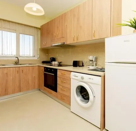 Elli Garden View - Spacious Fully Equipped