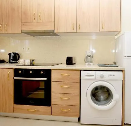 Elli Garden View - Spacious Fully Equipped Apartment