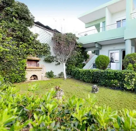 Apartment Elli Garden View - Spacious Fully Equipped *