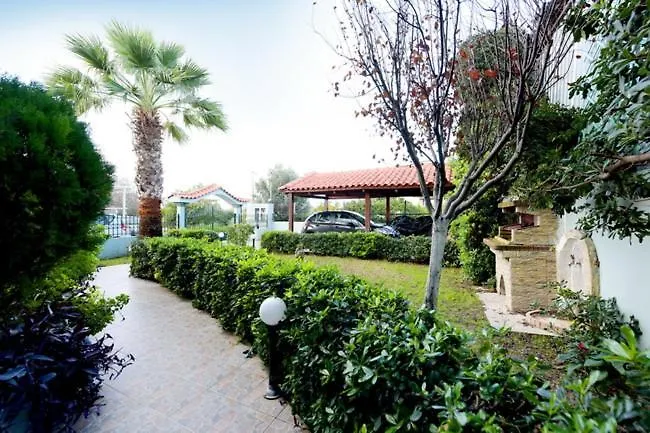 Elli Garden View - Spacious Fully Equipped *