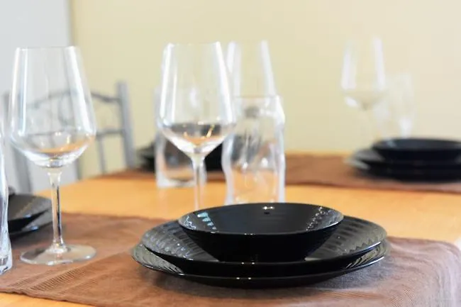 Lägenhet Elli Garden View - Spacious Fully Equipped