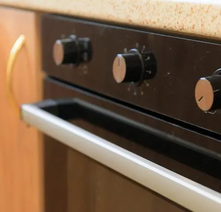 Elli Garden View - Spacious Fully Equipped * קרמסטי