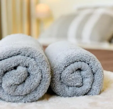 Elli Garden View - Spacious Fully Equipped דירה *