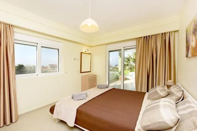 Elli Garden View - Spacious Fully Equipped Kremastí